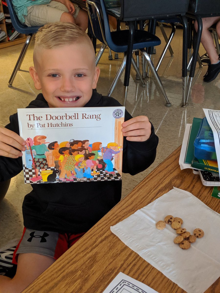 MrsSharrock's tweet photo. Division fun with the story, "When the Doorbell Rang"🍪 #tbirdfam https://t.co/p88DZg11LZ