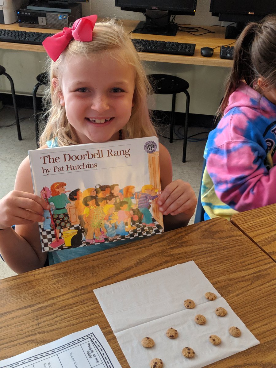MrsSharrock's tweet photo. Division fun with the story, "When the Doorbell Rang"🍪 #tbirdfam https://t.co/p88DZg11LZ