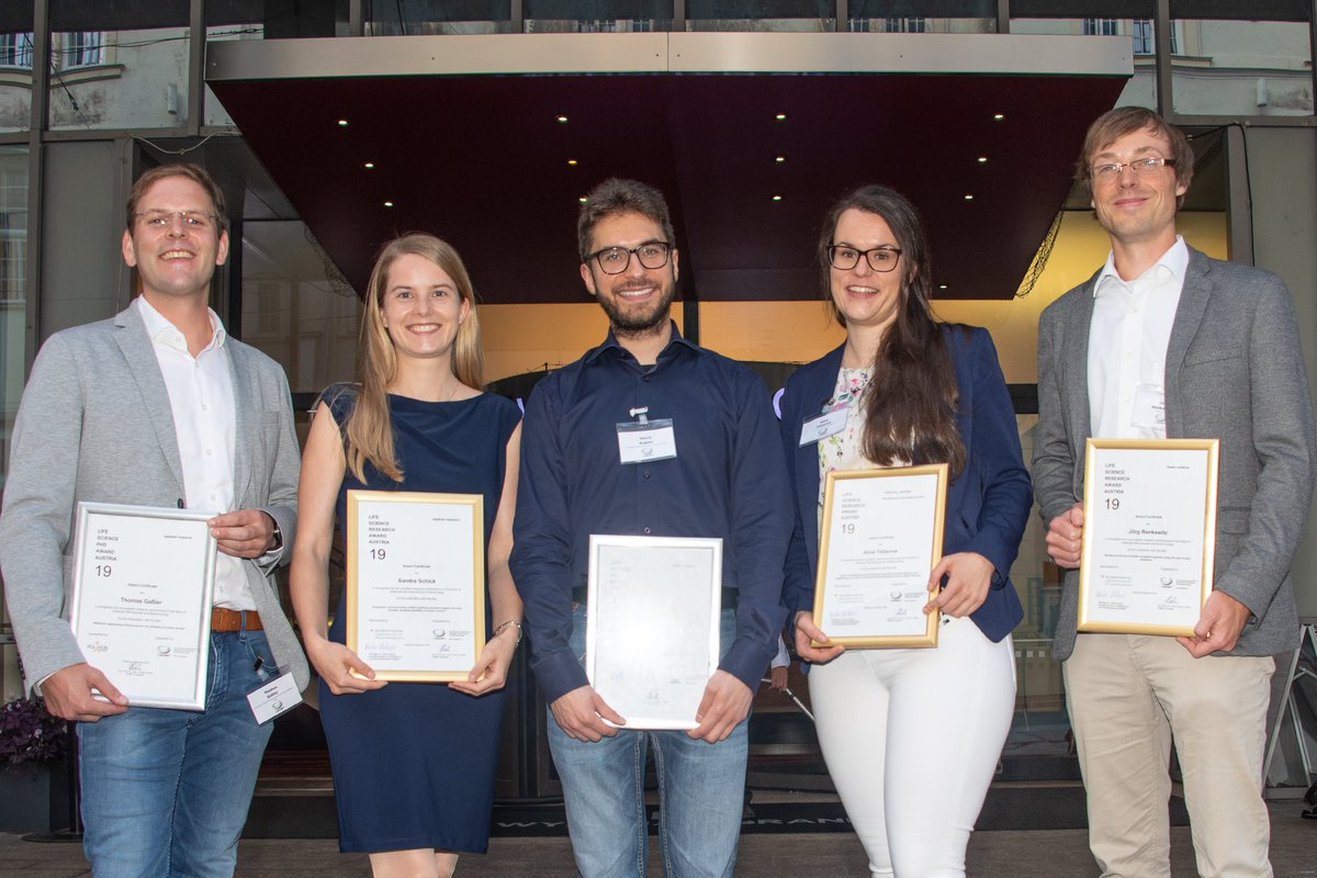 Congratulations the Life Science Awards Austria 2019 winners!! Thomas Gaßler, Sandra Schick, Harris Kaplan, Aline Telzerow, Jörg Renkawitz - thank you for your contribution to science 👏@BOKUvienna @CeMM_News @IMPvienna @tugraz @ISTAustria #OEGMBT #lifesciences #austria #awards