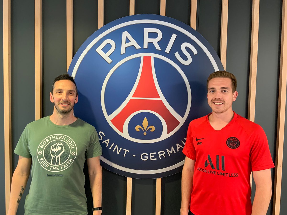 PSG_Performance's tweet image. Great couple of days with @MacadamP from @Autuni ✅talking wearable🧥resistance training🏃‍♂️
✅sharing with our PhD student @MattB6195 + the Academy staff his best research tips 
😢Missing the great John Cronin from New Zealand though
🙏@mathlacome (R&amp;amp;D) for organizing