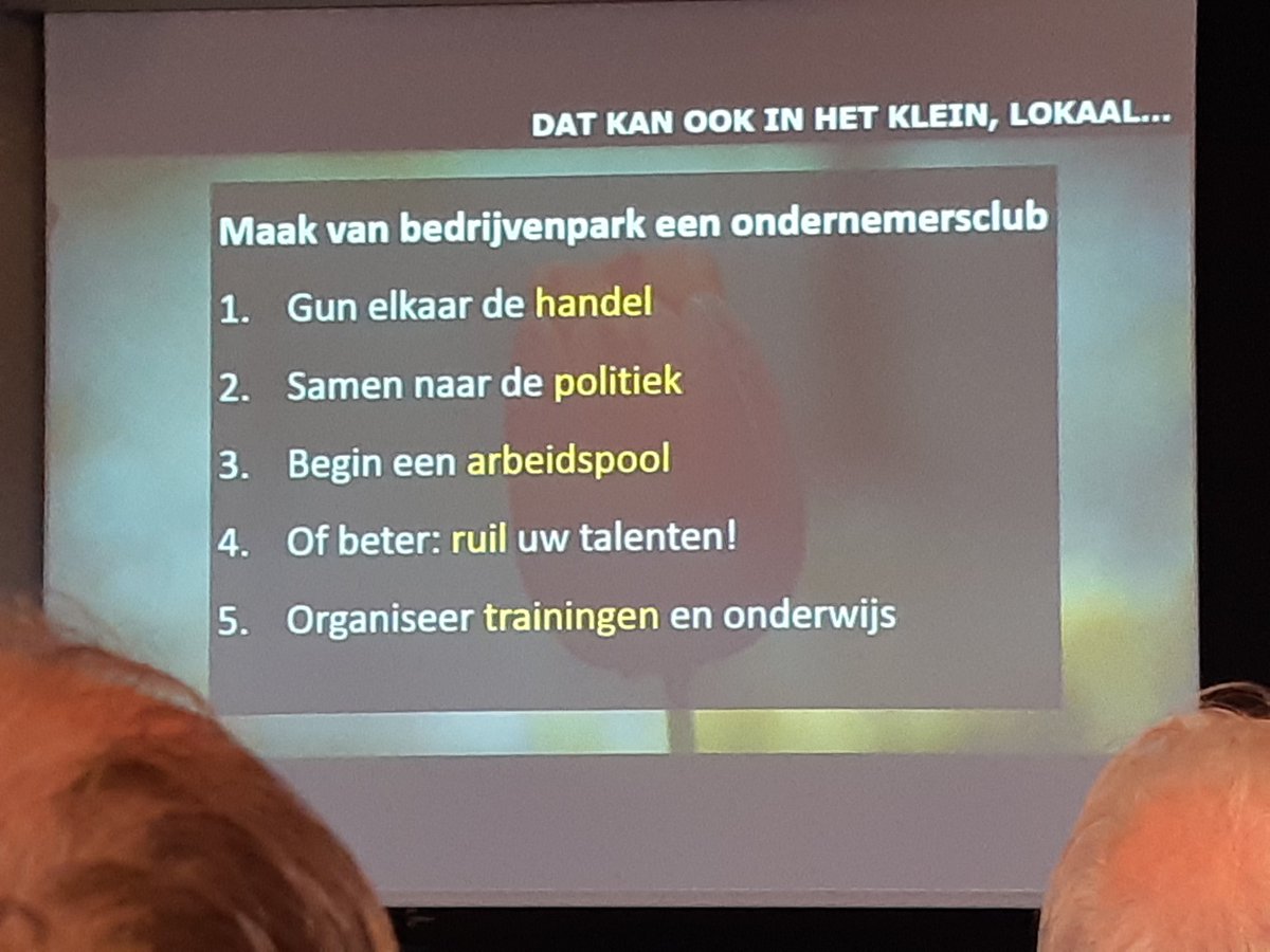 Vandaag aanwezig bij Dag voor Parkmanagment georganiseerd door <a href="/StichtingCLOK/">CLOK nieuws</a> 
Met interessante workshops over oa ondermijning, toekomst bedrijventerreinen én key note speaker <a href="/mathijsbouman/">Mathijs Bouman</a> vloog de dag voorbij. 
#Parkmanagment
#SúdwestFryslân