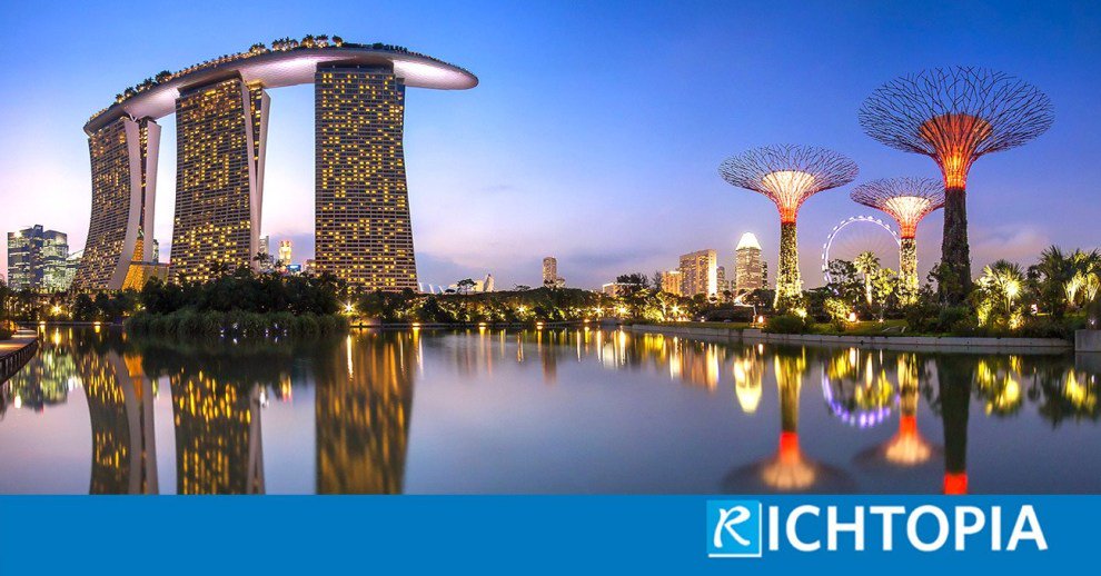 Sustainable transportation is the future of a green smart city.  Read more:
richtopia.com/emerging-techn…