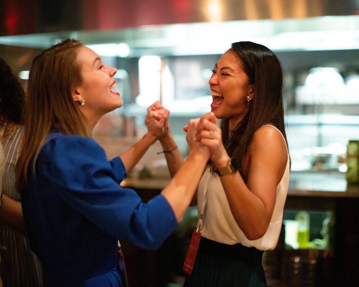 Are you excited?! #ToryBurchFellows applications open soon... 🌟#WomenEntrepreneurs sign up for an email reminder to apply: toryburchfoundation.org/subscribe/