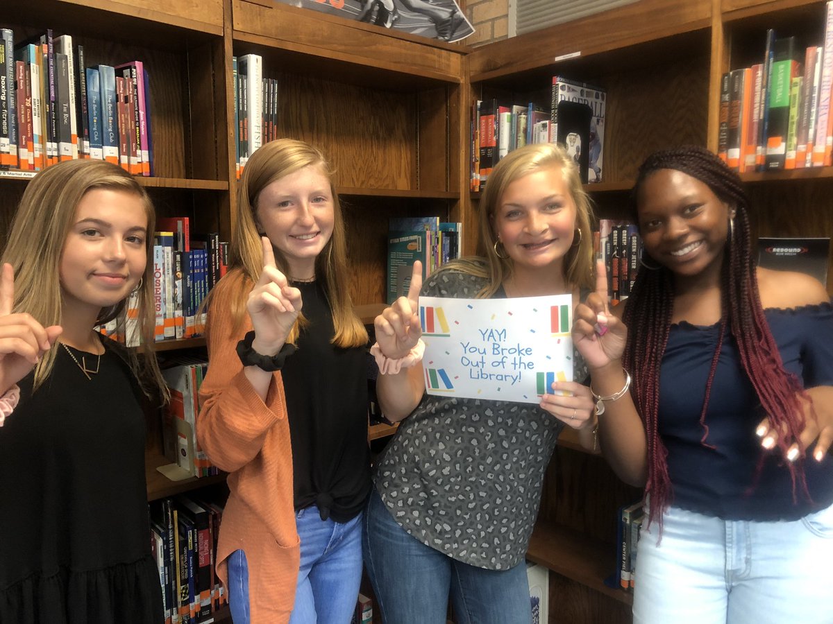 Hunt_High_NC's tweet photo. Mrs. Pollock’s English class broke out of the #HuntHighMC during their library orientation! Talk with your English teacher to find out when you get to participate! #breakoutedu @breakoutEDU @WilsonSchoolsNC https://t.co/VqjFbkfY6G