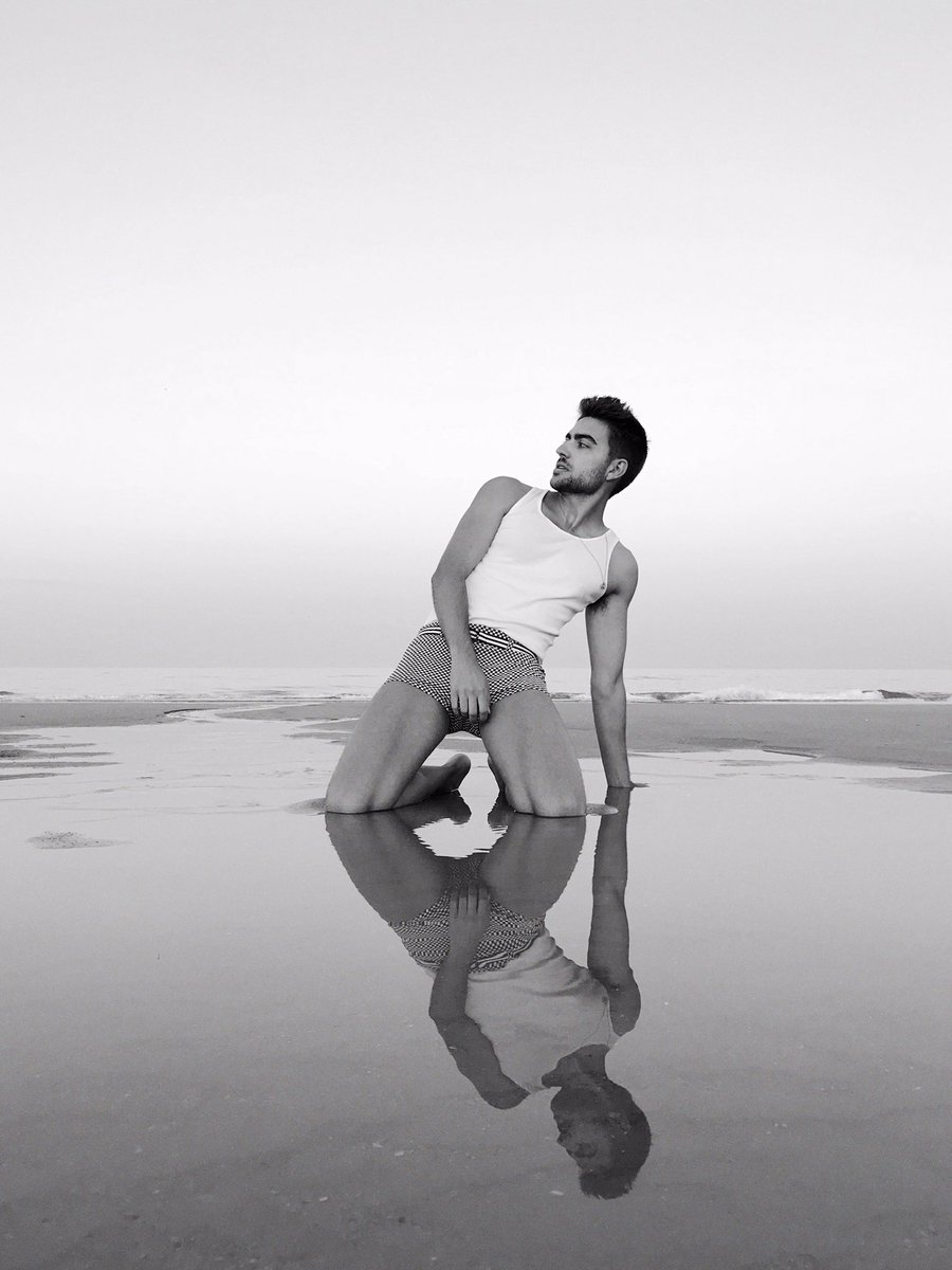 Mereció la pena madrugar para ver el amanecer en la playa 😍 Nuevo post en Ig!