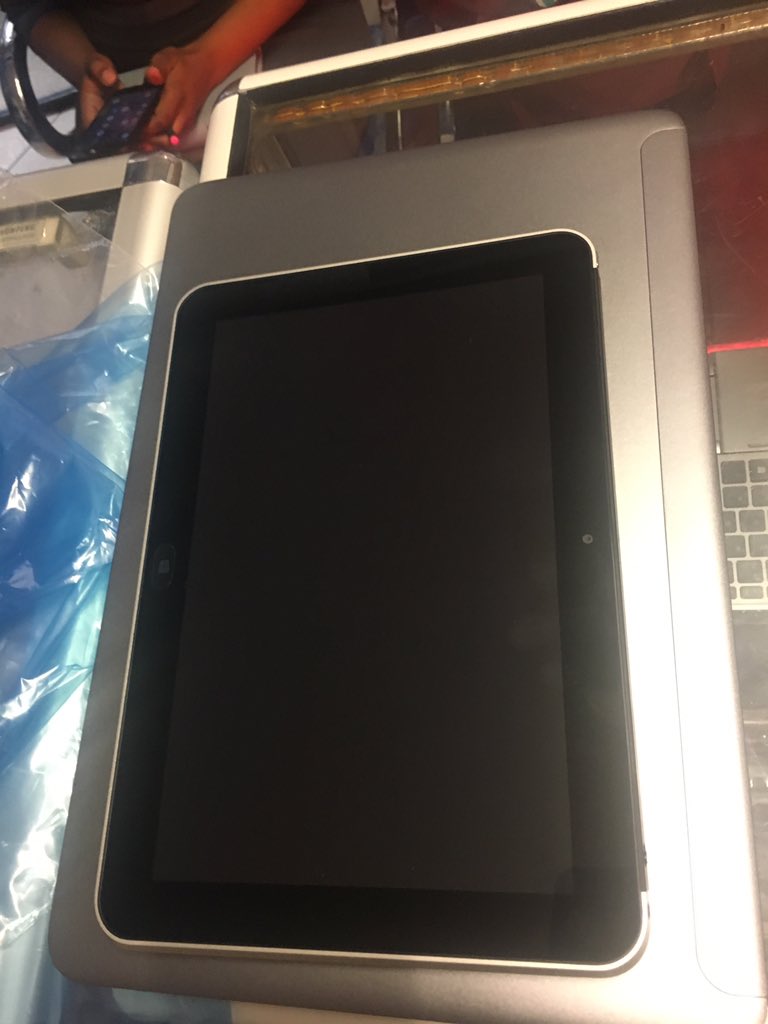 kevbrownoh's tweet photo. Hp Elitepad 900 G1 
•2GB RAM 
•64GB Storage 
•Intel Atom Processor,windows 8 pro
•Free Docking Station With HDM1, VGA,3USB ports
•Ideal for business and school work
Ksh.15000/=
Call us  0727502105
Imran Okoth
Top Boy
#consolata
#NairobiDiaries
Messi
#JKIASecurityCompromised https://t.co/bcYpyyG331