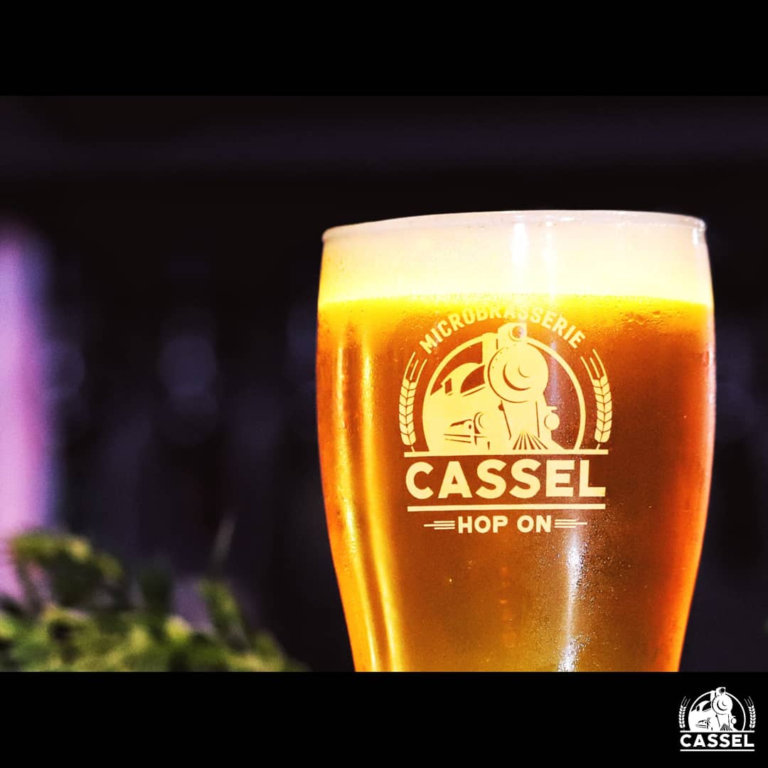 🛤 La bière est ici. 🍻
.
#CasselBrewery #Cassel #HopOn #1844Pub #shoplocal #supportlocal #eatlocal #drinklocal #Ottawacraftbeer #beer #craftbeer #Ontariocraftbeer #bière #bièreartisanale