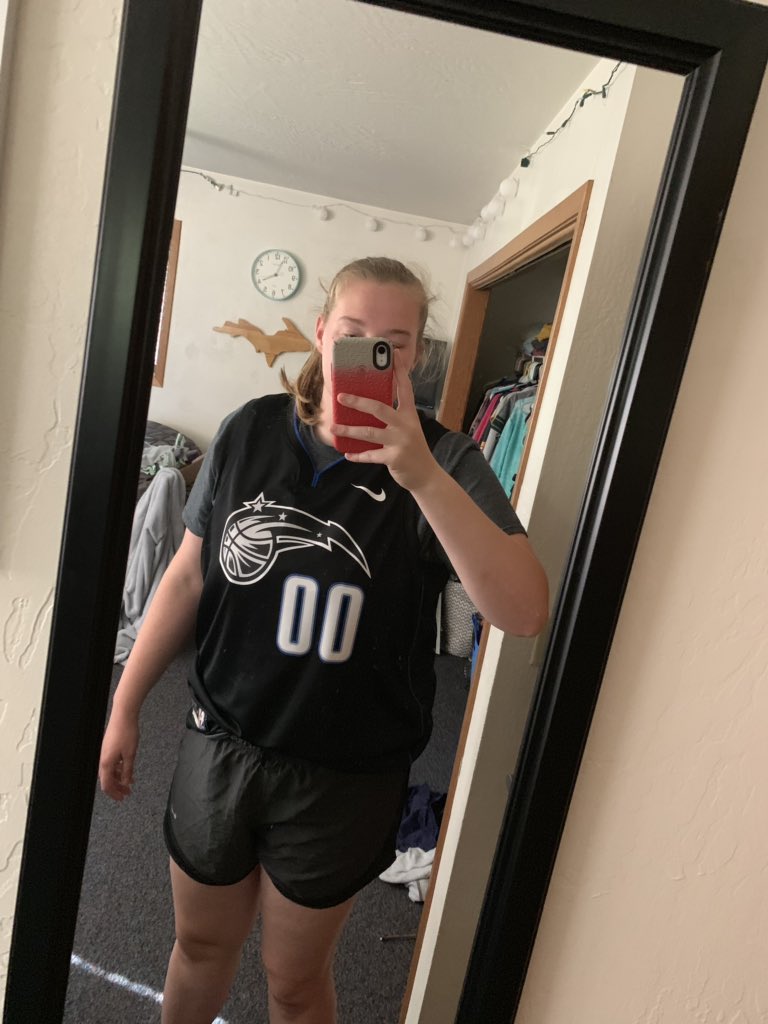 Just wanted to say....
HAPPY BIRTHDAY TO AARON GORDON!!!!!!   