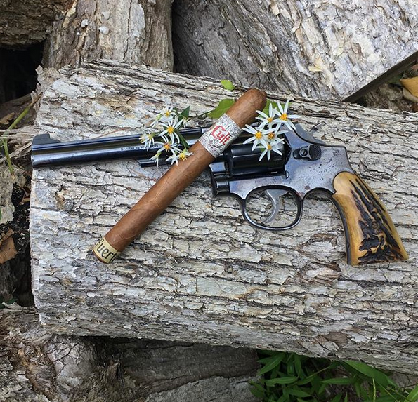 CultCigars's tweet photo. @cigars.are.key Smoking the Cult Fuerte from the vault. Thanks for the post! 
-

Thanks @privadacigarclub and @cultcigars for coming together on this one. Huge article on @spiritedsmoke check out https://t.co/Nn9zcrl6HJ https://t.co/nnXFksJAyT