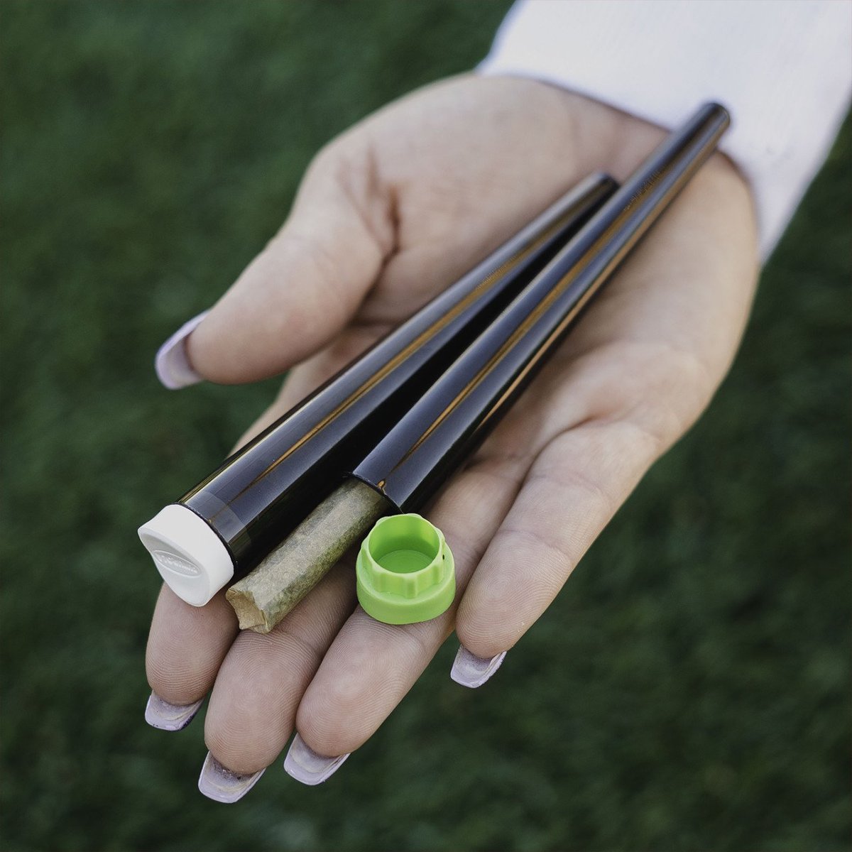 filter420's tweet photo. PRE-ROLL APPRECIATION POST. What brands, strains, or specific pre-rolll lines have you been enjoying lately? https://t.co/uGNMSTVIGb