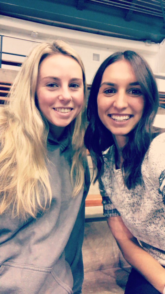 SyracuseSAE's tweet photo. Check out these amazing #CuseW pairs catching up during their September meetings! So much love for this group 🧡💙 https://t.co/F1684ZdX2E