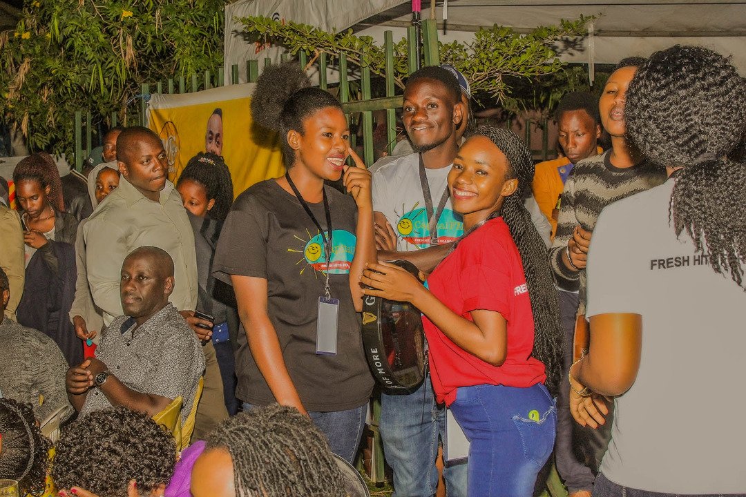 eddiespikaagaba's tweet photo. Team @spekeevents ushered at the #RayGLive19, u too can contact us or connect us for any event, party, function, product launches, sales, product Promotions, trade shows, concerts etc. Thank u @CapitalFMUganda for making us look good! 88.7FM in Mbarara https://t.co/vYyiLIpid2