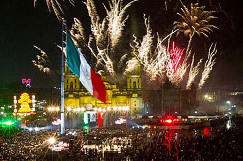 srakubeczka's tweet photo. So much fun celebrating Mexican Independence Day! (And Central America) #StrackSpanish #KleinFamily #Rise2Excellence @StrackKISD https://t.co/VMvSuIDCql