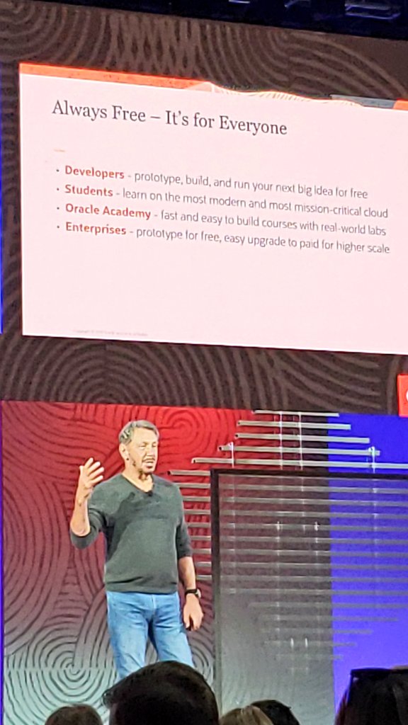 Pizu's tweet image. Anuncia Larry Ellison, CEO de @Oracle, "Always free Oracle cloud"
#OOW19 #OneCode