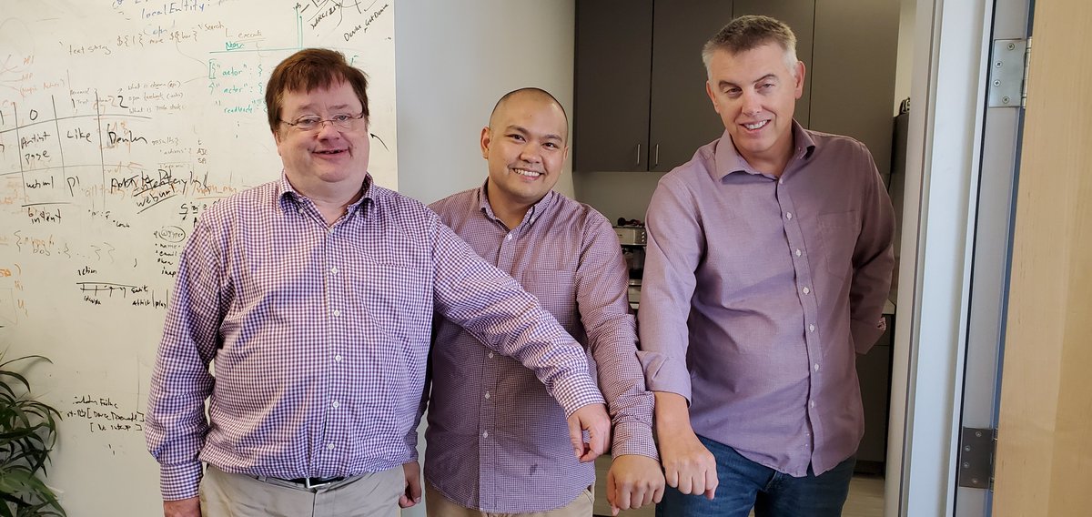 hudsonmendes's tweet image. #RT @aiqudo: Seems to be Purple Checkered Shirt Day at @aiqudo  today!!

#VoiceToAction