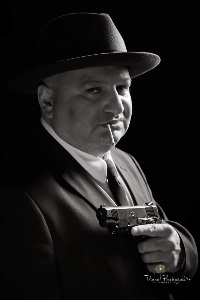 pete_nata's tweet image. Keeping an eye on things!

📸 ©️ Diane Rodriguez
Leicester Click Group Film Noir Photoshoot 11.09.19

#filmnoir #photoshoot #clickgroupshoots #blackandwhite #blackandwhitephotography #moody