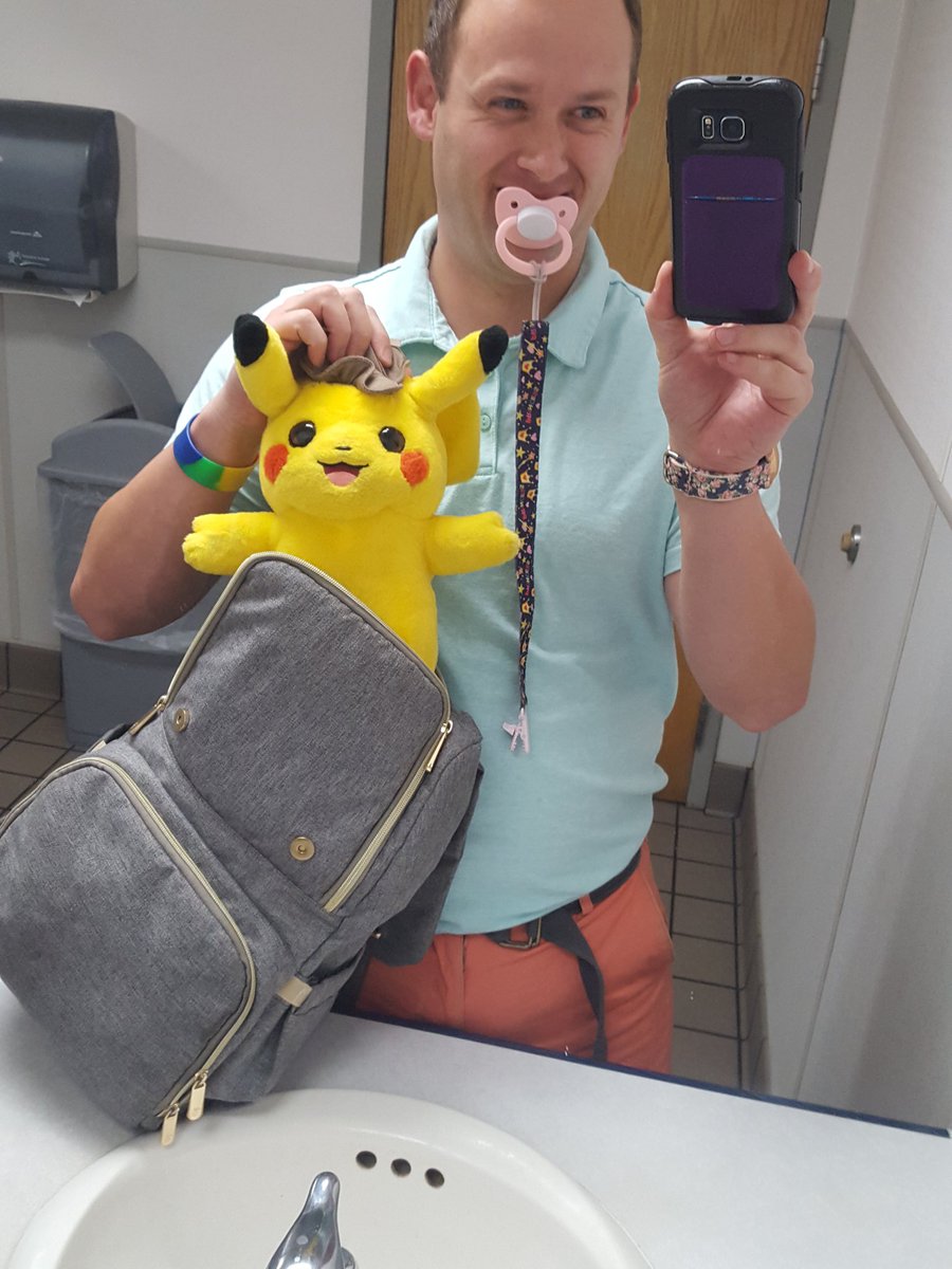 baby_aslan's tweet photo. Just
Changed
With
Detective
Ryan
#pikabu https://t.co/7x21TMdQVS