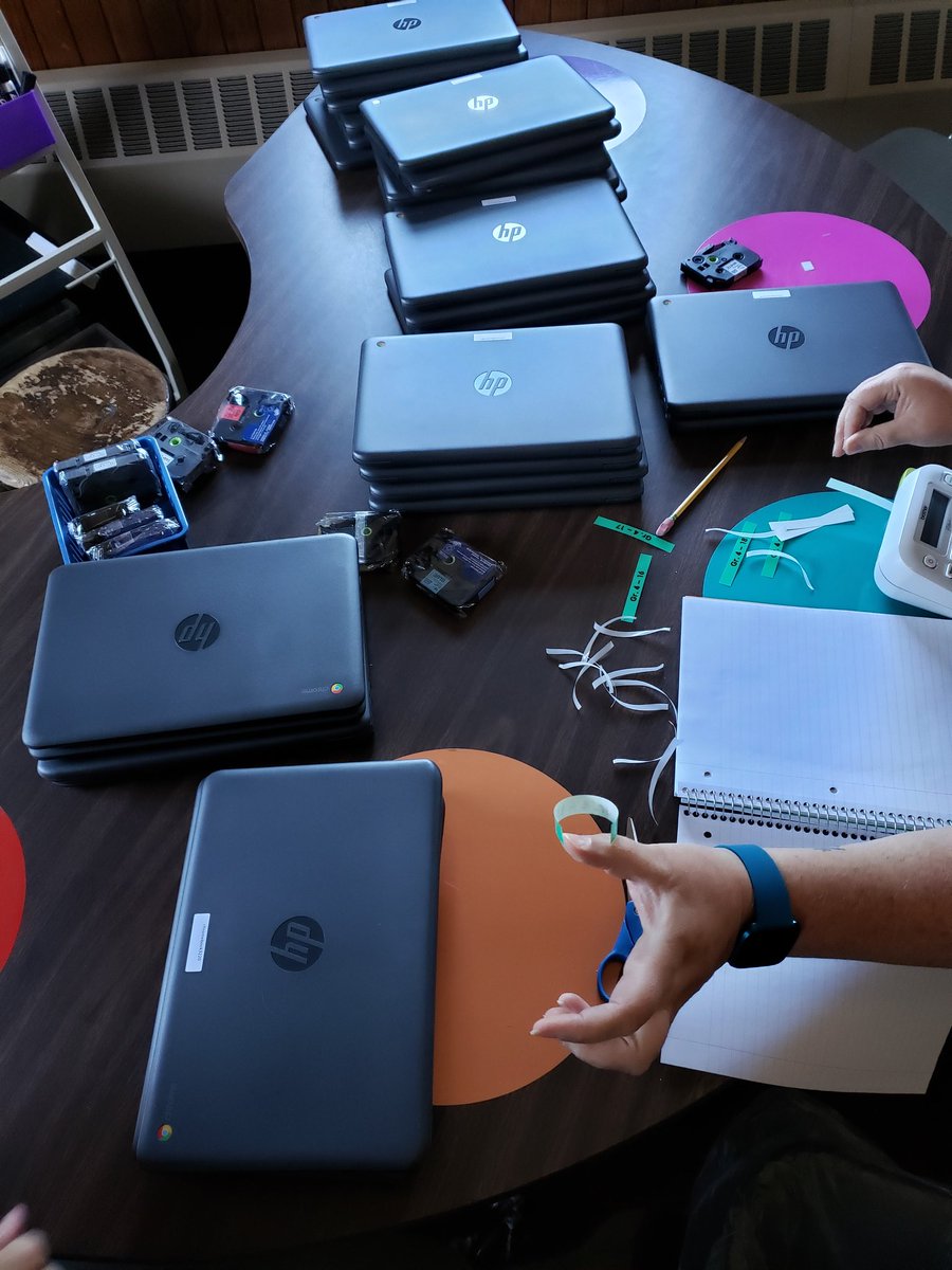 B_Combes's tweet photo. Exciting times today @SchoolStreetRSD as we recieved 100 new #chrombooks and 5 charging carts. Thanks to #TitleIfunding #techintheclassroom #technology #21stcentury #organized #HPchromebooks @RochNHSchool https://t.co/apFaiCtAN8