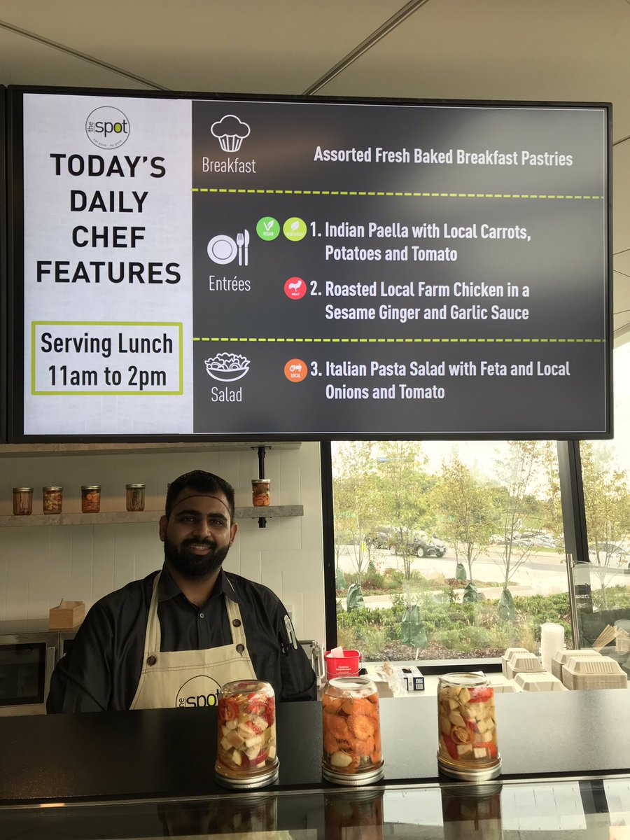 Our partners from #propellercoffee provided an exclusive sampling event this morning for our students community @humbercollege. Colombian 🇨🇴organic coffee, the finest product on campus available at #thespot #sharethespot #eatgoodDoGood