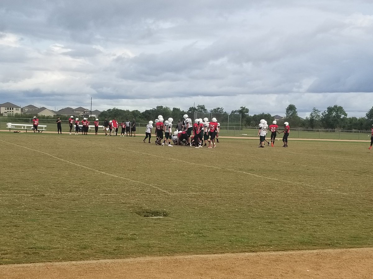 RodeoPalms's tweet image. Go Razorbacks! RPJH up 6 to 0! #razorbacks