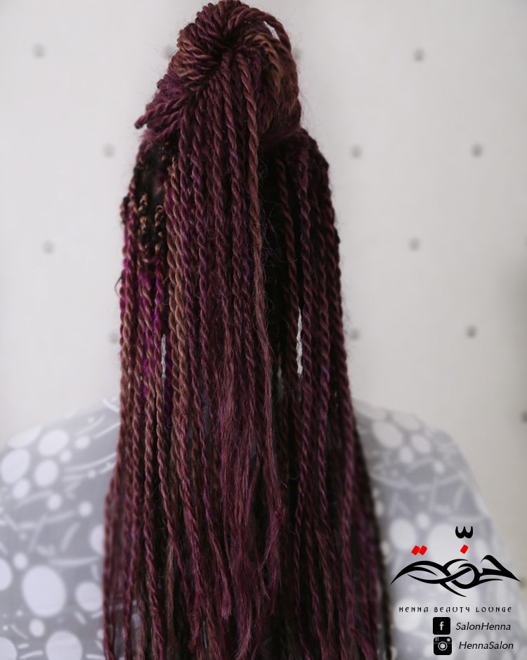 ضفائر "جدايل" الراستا
تميّزي بالشكل اللي تحبيه !
أخصائية الشعر/ فطوم
فرع/ العرب مول
#صالون_حنة #Hennasalon