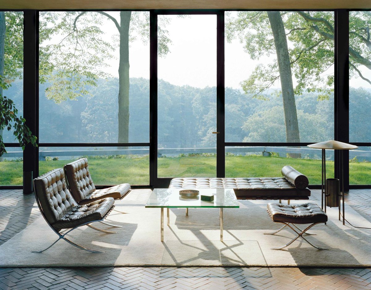 barcelonadesig1's tweet image. Enjoying the view? Just imagine how pleasant can it be on one of those #BarcelonaChairs, the beautiful design of the Barcelona collection is simply otherworldly.
Buy these and other amazing items. Visit our website.