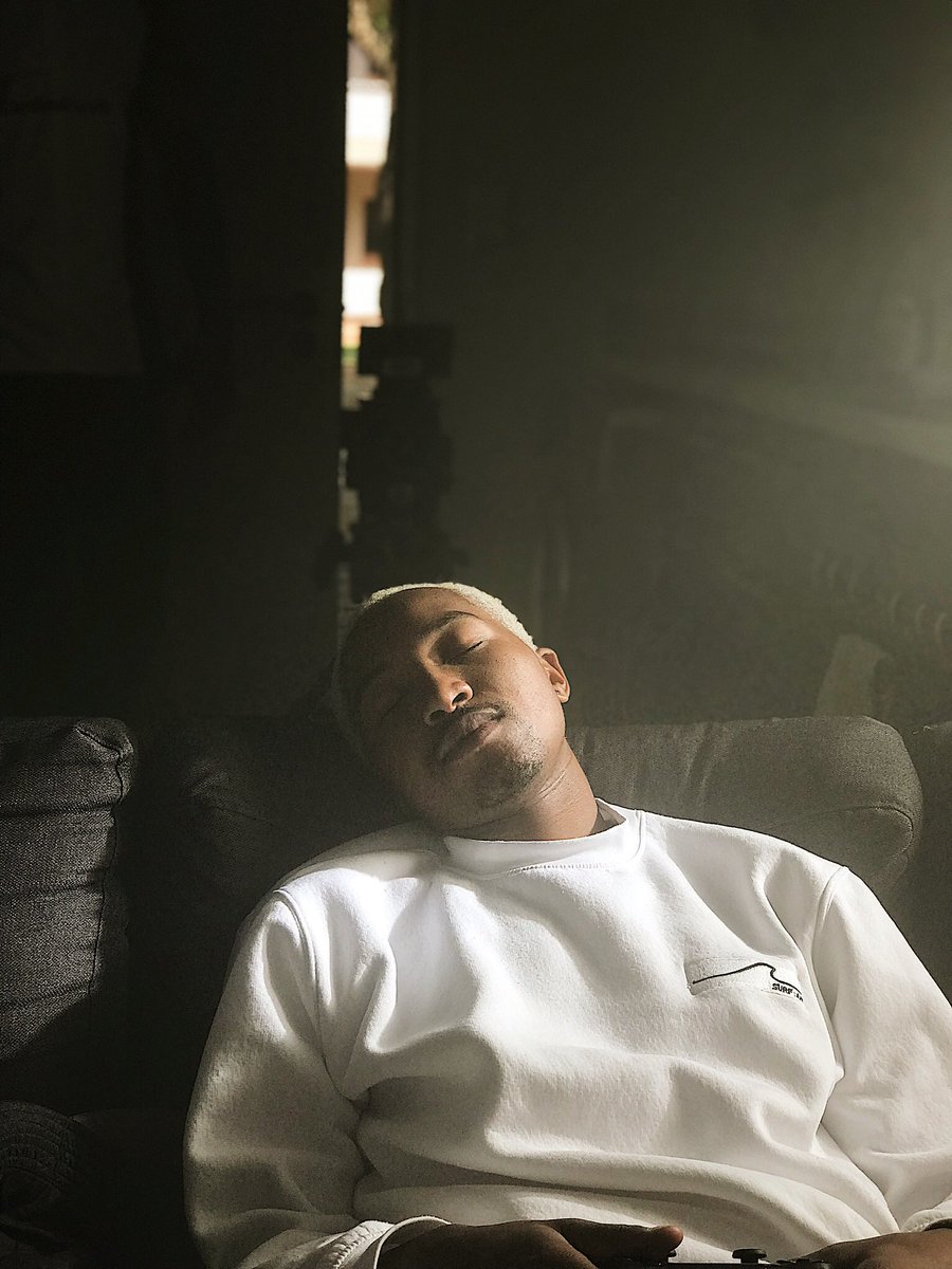 _washax's tweet photo. 3 music video is 2 days! 😤🥵
Courtesy of @NOTHINGCREATES & @Uncap_P
#SurfAM https://t.co/zFHiZnWOC7
