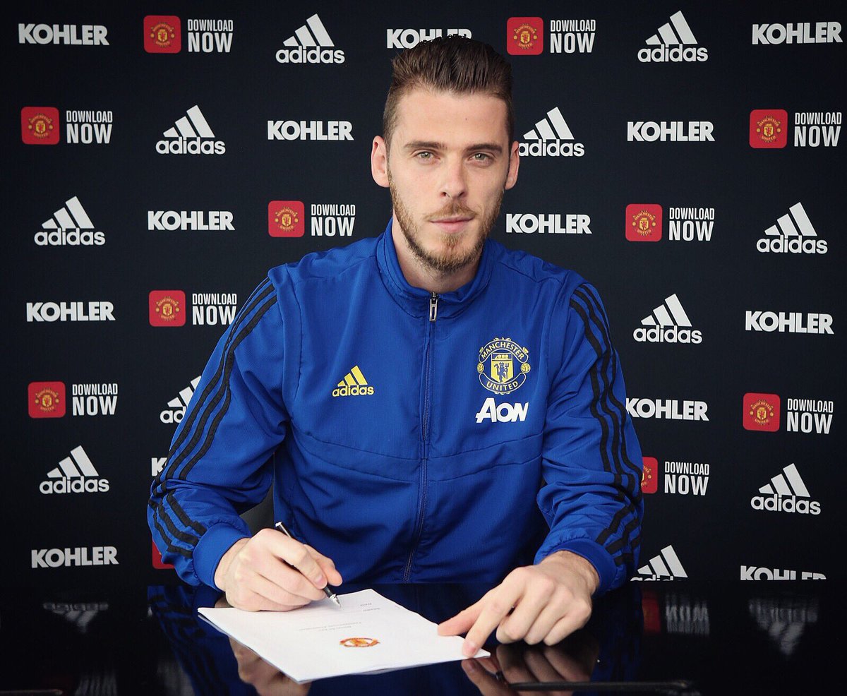 MUSCSriLanka's tweet photo. “This is home”

- @D_DeGea 

#davestays #mufc #muscsl #ggmu #DavidDeGea #ManchesterUnited #manutd https://t.co/PsNHQmzF3v