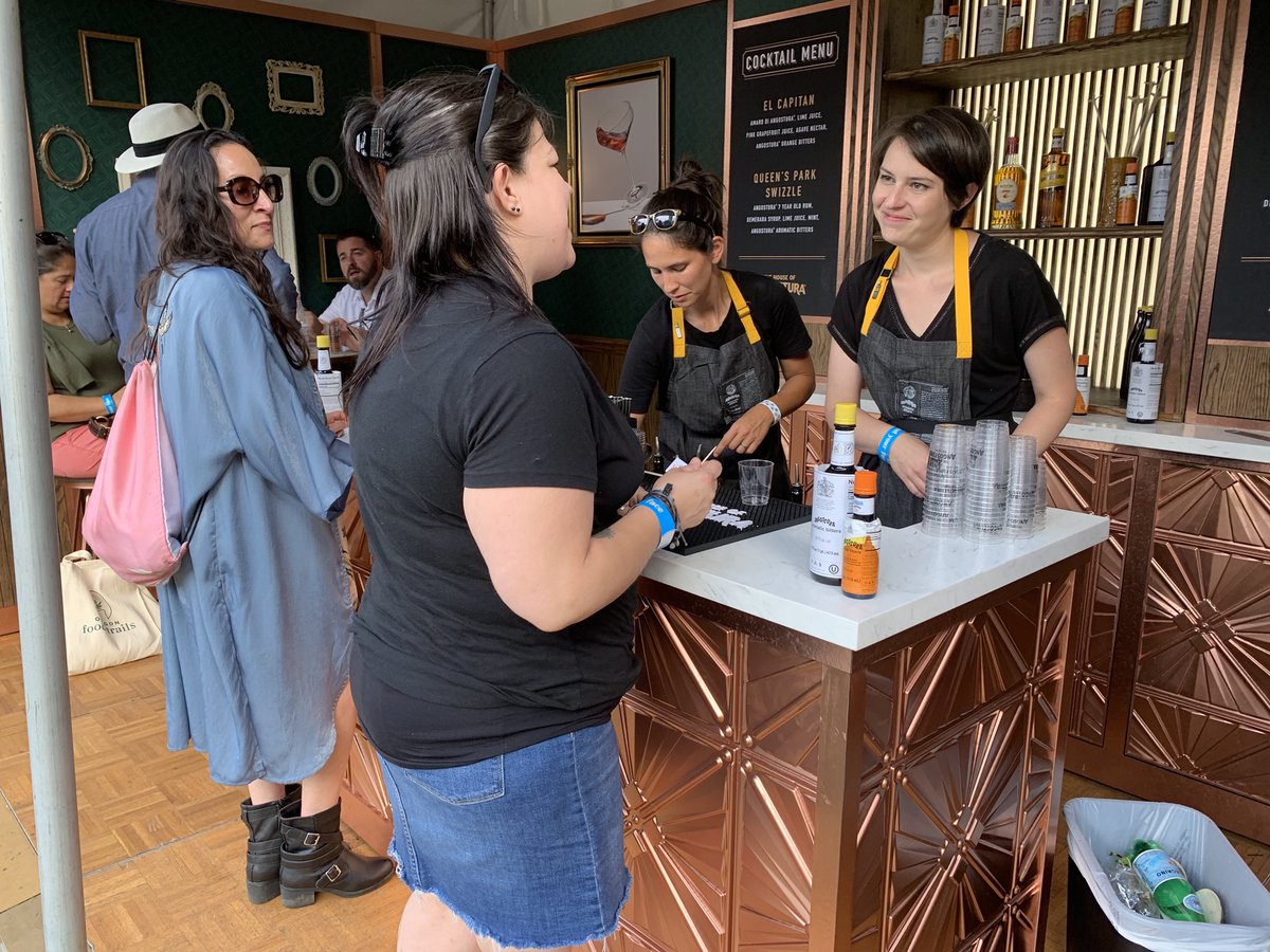 AngosturaHouse's tweet photo. Thanks to @feastpdx for a weekend full of stellar sips, outrageous bites and great company. Check out highlights from our latest Pacific Northwest adventure here: https://t.co/BsG8ok3H3F #FeastPDX #FeastPortland #ANGOSTURA #Portland #eeeeeats #cheers #cocktails https://t.co/RURBt6r8zL