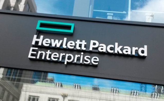 rmhipo's tweet photo. 'HPE takes server market share from Dell' #HPEStorage https://t.co/mUf7FcFrO7 https://t.co/2hebYf0p3q