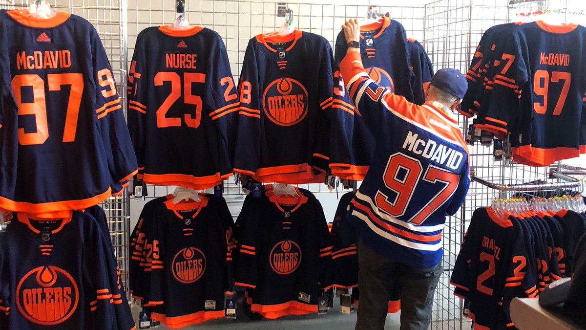 Edmonton Oilers on X: Be sure to check out the #Oilers Store pop-up shop  in Ford Hall tonight to get your mitts on the new Alternate Jersey! No  ticket required, open until