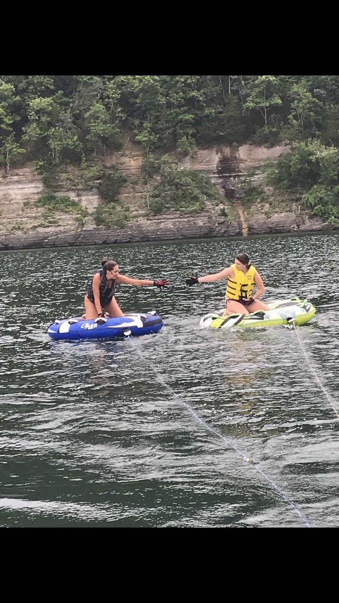 Happy birthday to my beautiful best friend, thank you for always being there for me!! ur 18 now so let’s go do something stupid so u can get that mug shot ;) lmao love you bub 💙💙 <a href="/jordanharris_21/">Jordan Harris</a>