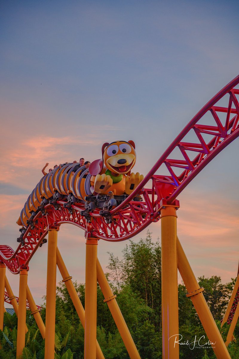 Slinky Dog Dash

#ToyStoryLand #Hollywoodstudios #slinkydogdash #dusk #travelphotography #pixar #toystory