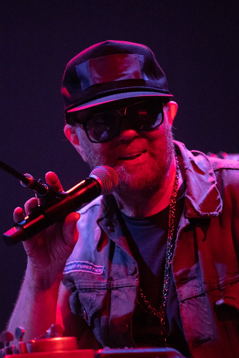 KayteDeioma's tweet photo. It was great fun photographing the @guildofmusic conference Saturday, but especially @daniellanois & #HeavySun performing & talking abt #music from @RockstarGames #RedDeadRedemption2 #photography #mydayinla https://t.co/JgfXoh8jb9