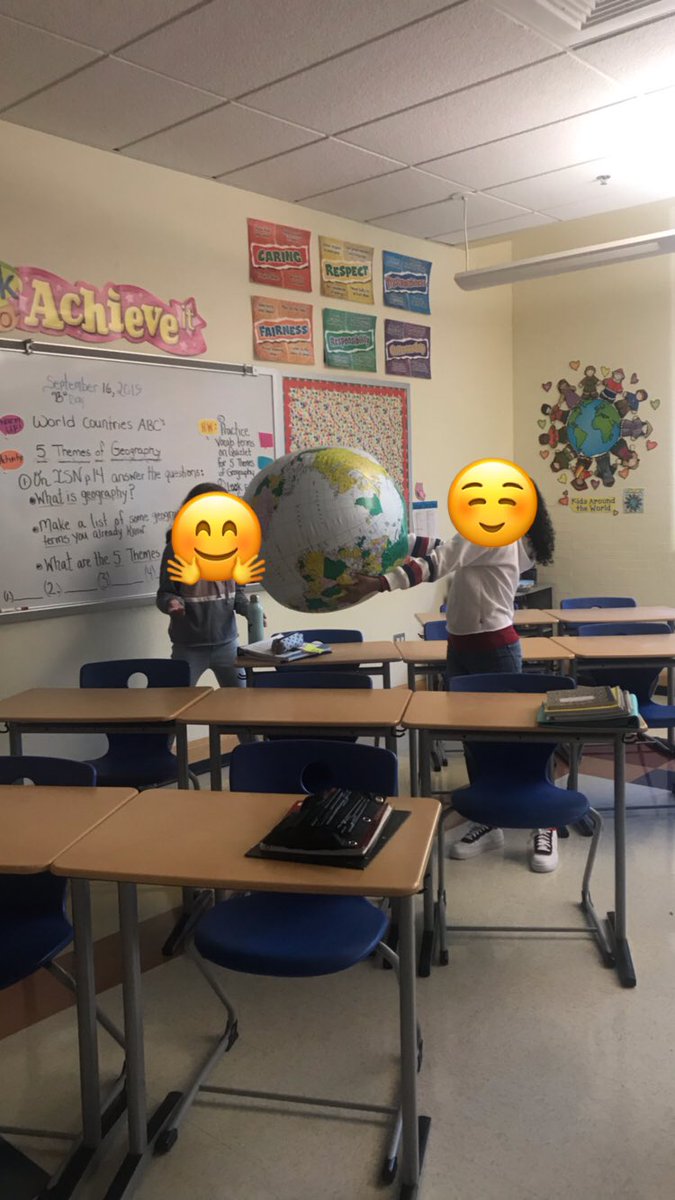 LisaBianco74's tweet photo. This is how we learn #geography in Gr.6! #inflatableglobe #countryABCs #makelearningfun #wegotthewholeworldinourhands @donorschoose #thankyou #projectfunded @pvdschools @NathanBishopPTO @NathanBishop_MS https://t.co/LsodN2Gm90