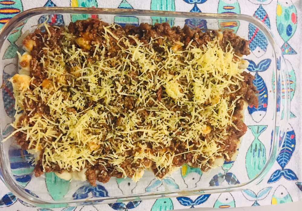 MariaNails2's tweet photo. Eu + sozinha em casa da nisso ..
Adoro fazer comida 🍽!!  #nhoque ❤️ https://t.co/PJLg4Dlmyc