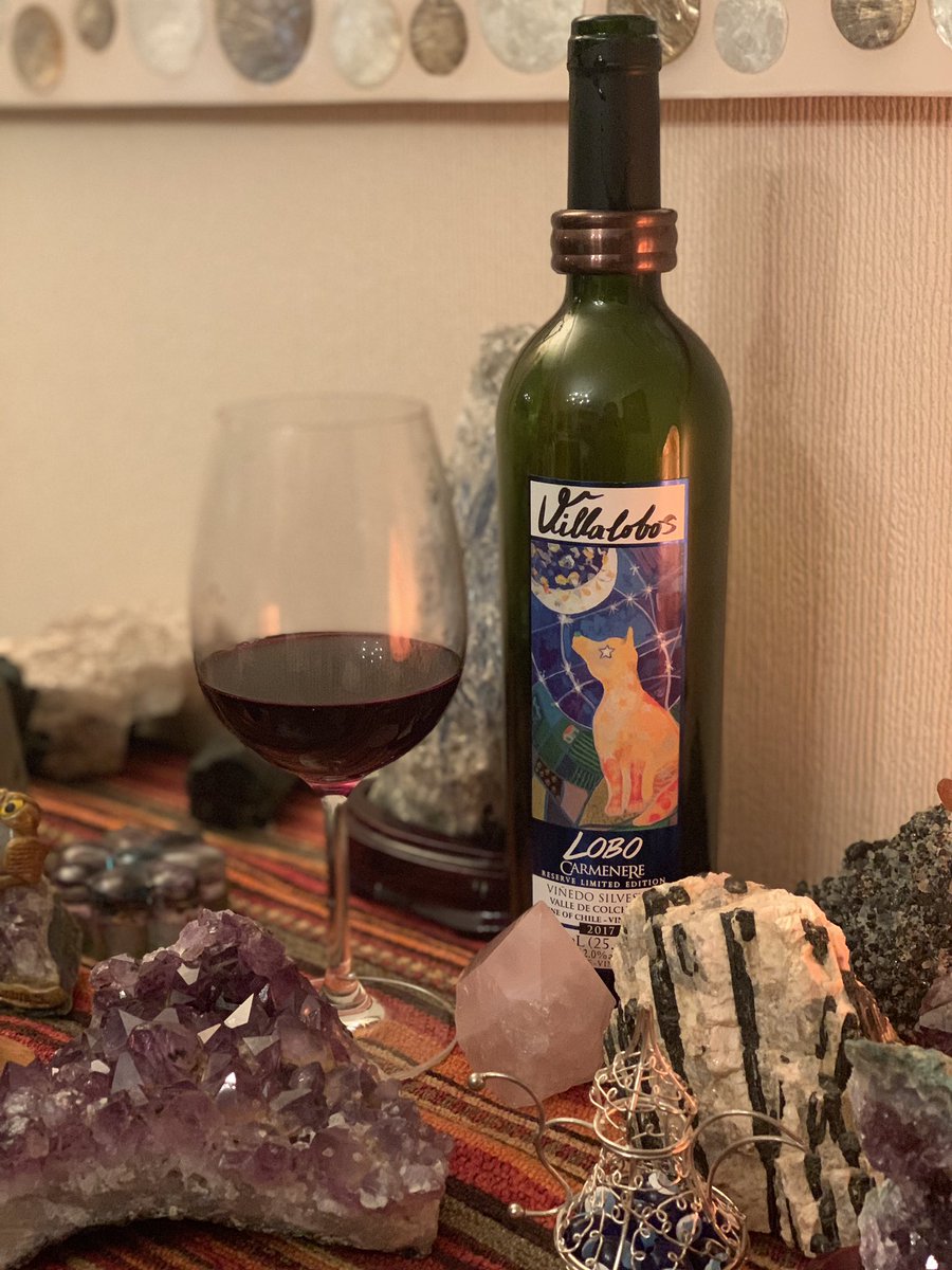 Un #lunes diferente con <a href="/SUPDIEZ/">SUPERMERCADO DIEZ</a> 🍷#winelover <a href="/villaloboswine/">Villalobos Wine</a> 😍
