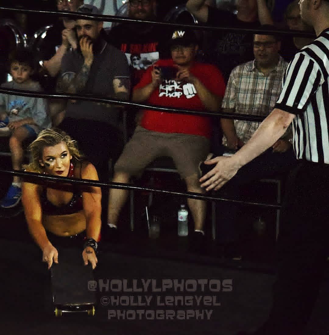 HollyLPhotos's tweet photo. Sneaky @tonistorm_
#tonistorm #smashvsprogress #smashwrestling @smashwrestling @ThisIs_Progress #progresswrestling #nxtuk #skateboard #prowrestling #professionalwrestling #indywrestling #independentwrestling #photography #sportsphotography #hollylengyelphotography #hollyLphotos https://t.co/ZvcqUIxV7f
