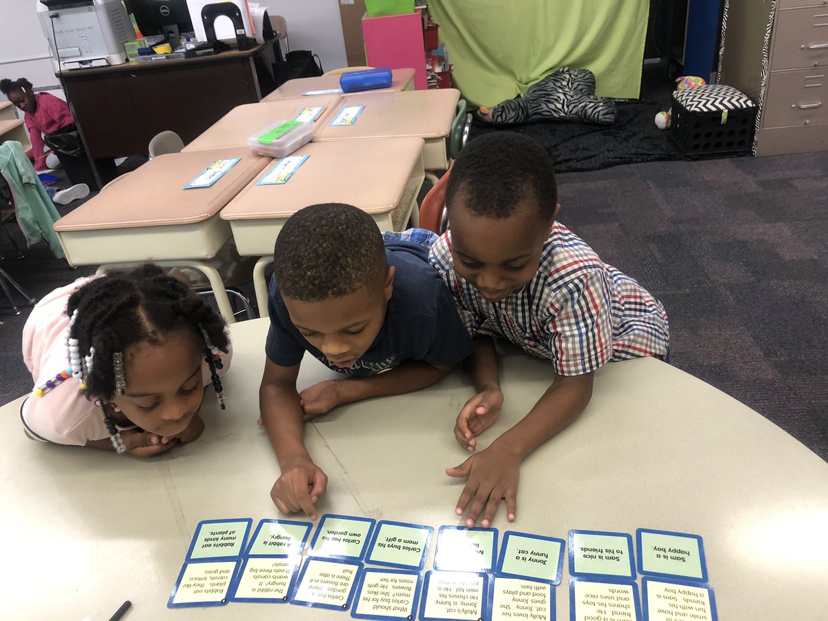 Britt_FES's tweet photo. Whatโs that beginning, middle, ending sound? Whatโs the main idea? ELA stations on a Monday๐ #NorthDriveElementary https://t.co/bvE0CB7942