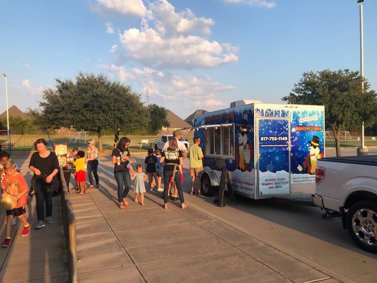 Started the day with DOT Day and ended the evening with SELebration night &amp; Morning Mile kick-off!  What a FUN time!