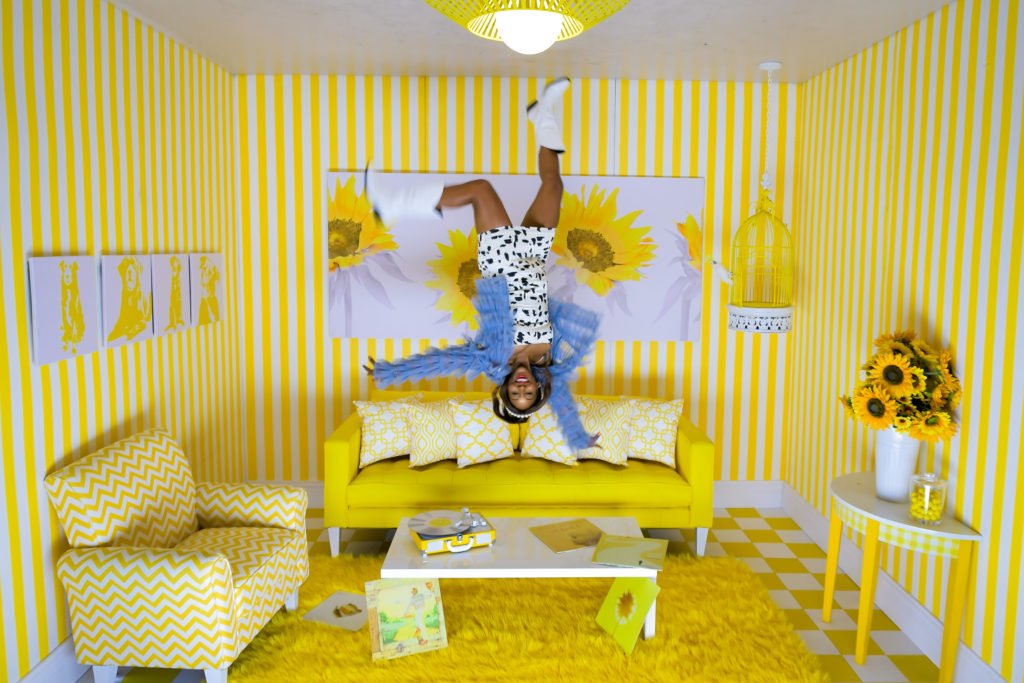 ScenarioPhoto's tweet photo. Special thanks to @kinyaclaiborne at @styleandsociety magazine for giving us a great write-up!

To visit our EIGHT professionally built and lit photography sets, click the link in our profile to get tickets!  This pop-up is only open until Nov 4th.

Photo Credit: @cblank_visual https://t.co/1nnu2MBl22