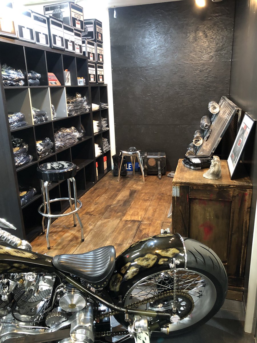KensFactoryJP's tweet photo. Ignition jeans 販売準備完了！
ケンズファクトリーショールームも少し模様替えです。 https://t.co/SmiXdGVJ5n