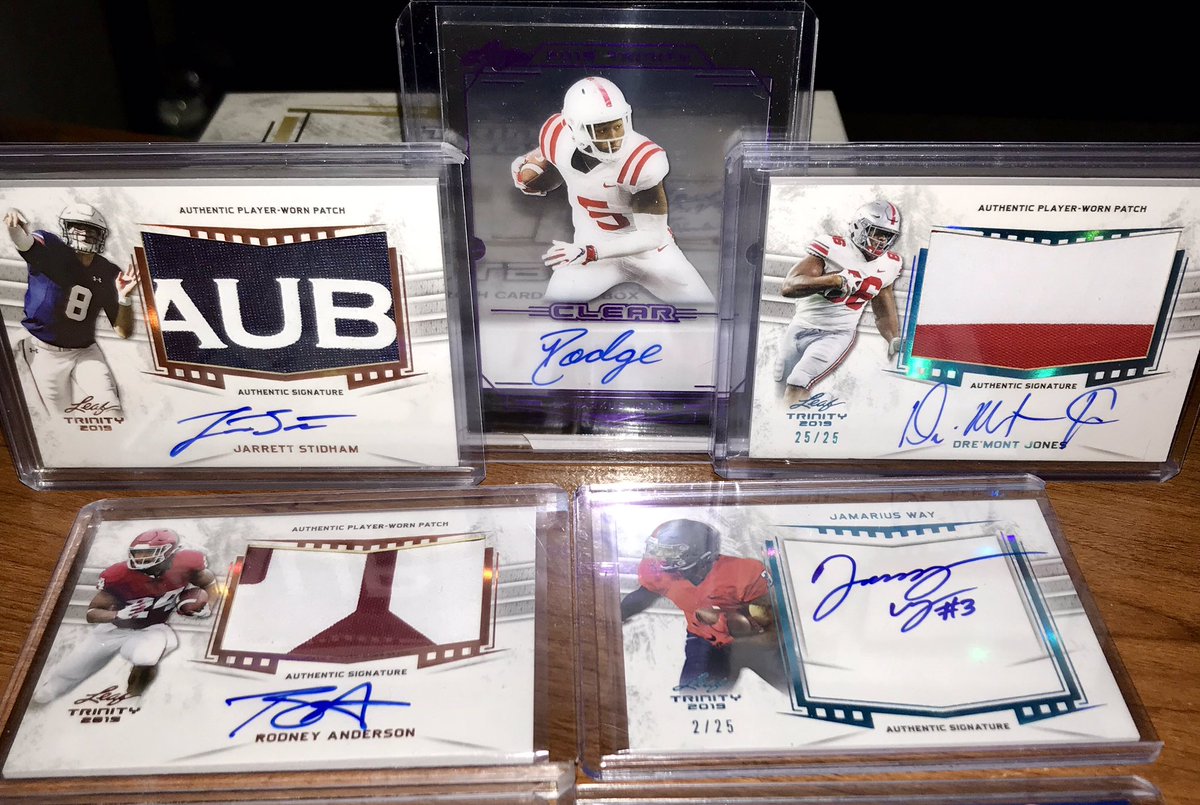 coltssportscard's tweet image. Some nice stuff showed up from my guy @1of1cardshop 👍💥🏈🏀 Leaf Trinity Patch Autos, CDP autos/inserts, Absolute FB #’d!! Will be available soon!!👌
-
#sportscards #patchauto #footballcards #nfl #ncaa #auburn #sooners #buckeys #whodoyoucollect   #leaf #panini