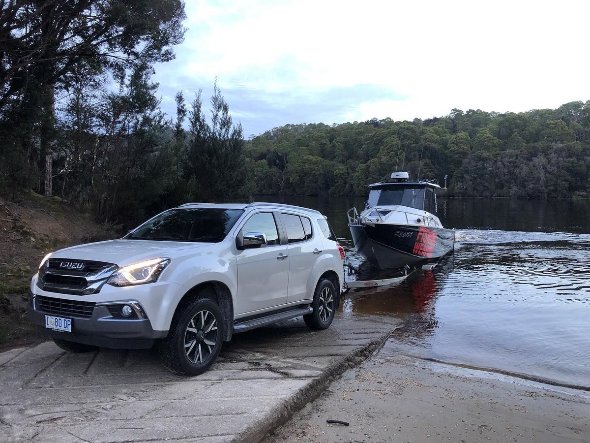 Hey where was our fish?
The MU-X did a brilliant job on a recent West Coast of Tassie adventure! #hlstv #hooklineandsinker #fishing #projectboats #boating #barcrusher #yamaha #wilsonfishing #lapofaustralia #roadtrip #dmax #australia