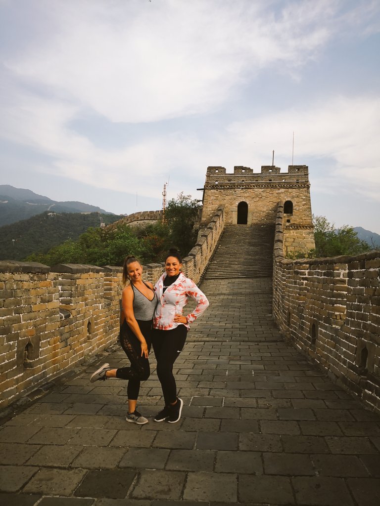 layoverTourBJ's tweet photo. （6:30-16:00）
# Beijing Airport to greatwall #layover #tour #ca984#ca821 # from Los Angeles to #Phuket
https://t.co/xQEKZRHmxA https://t.co/jU10OQABsK