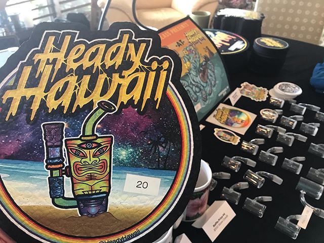super fun weekend in Oahu checking out awesome events by <a href="/808camo/">CAMO</a> @maliecannabisclinic <a href="/headyhawaii/">Heady Hawaii</a> @hawaiirootsfestival #cannabiscommunity @hawaiicannabismagazine #oahu was lit but back on da rock in Maui #maui see you in Kauai soon #kauai