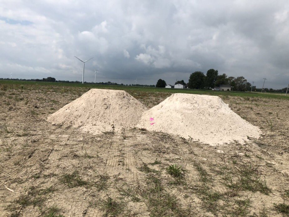 ALCannabisLabs's tweet photo. Here is a Outdoor master grower getting ready to prepare the soil the fall ahead for cannabis grow 2020 - smart man! calcitic lime application #agronomatters #nutrientrelease  #SoilHealth @VitTellus @7farmsdown  @7FDMasterGrower https://t.co/IZx3FkAQDc