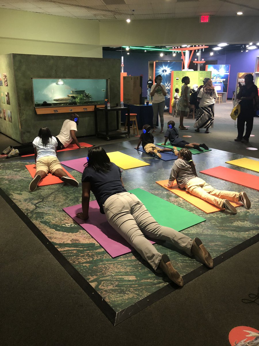 Baltimore City Schools Back To School Night was a huge success! Over 2500 people attended! Thks to the staff, partners and families who came out to celebrate the new school year! So proud of my team who pulled this event together! Here is our own CEO doing yoga with our students!