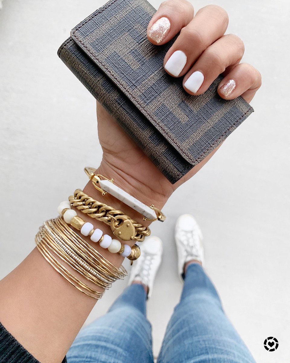 A little Monday sparkle to start off a great week ✨ #whatimwearing Shop jewelry via my eBoutique stelladot.com/herstorey ⁣#nailpolish #mondayvibes #herstoreystyle #stelladotstyle #armparty #jewelry <a href="/stelladot/">stelladot</a>