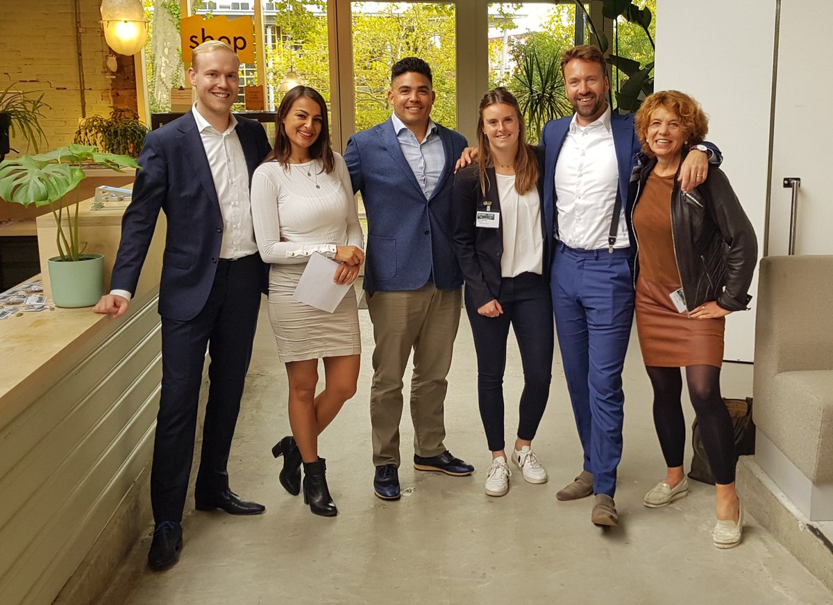 TSLogistiek's tweet photo. De @Lean_and_Green Summit i.s.m #factor6 is van start! Ons team heet u van harte welkom. W/ @ConnektNL. #duurzaam #logistiek2019 https://t.co/cDDZJnnvvv